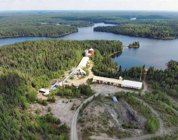 McEwen to acquire Canadian Gold